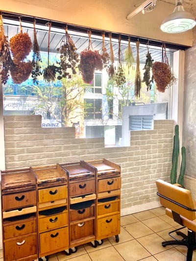 アイブロウ専門店 EYEBROW SALON ROCCA上津バイパス店 店内写真 4枚目