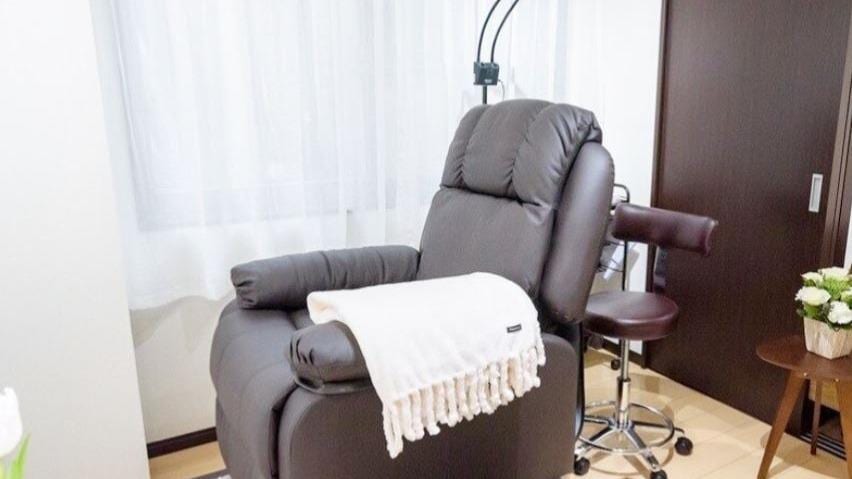 アイサロン Eclat(松戸)のメンズ眉毛サロン店内写真 1枚目