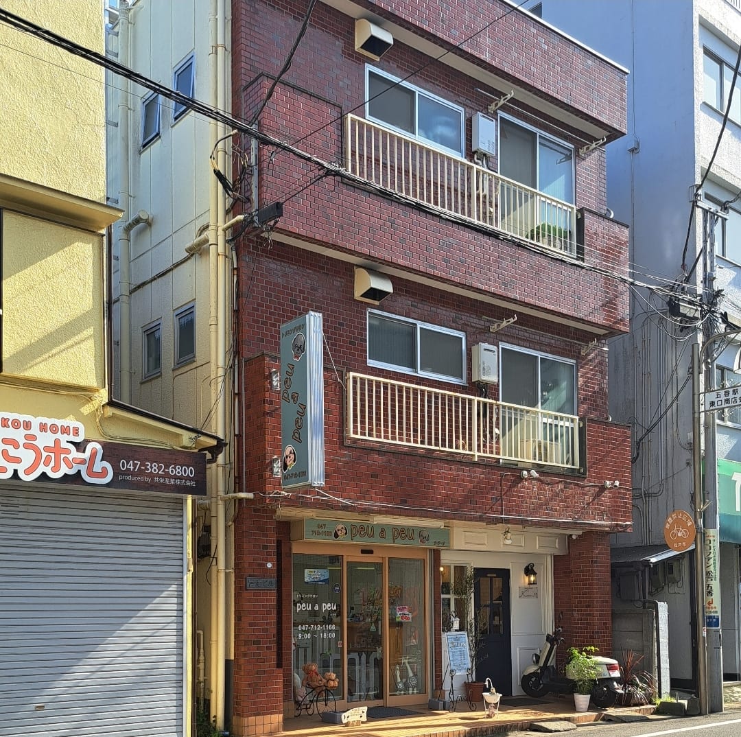PIKALA(松戸)のメンズ眉毛サロン店内写真 1枚目