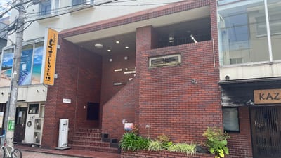 眉毛とまつげパーマの専門店 ロレインブロウ 武蔵小杉店 店内写真 1枚目