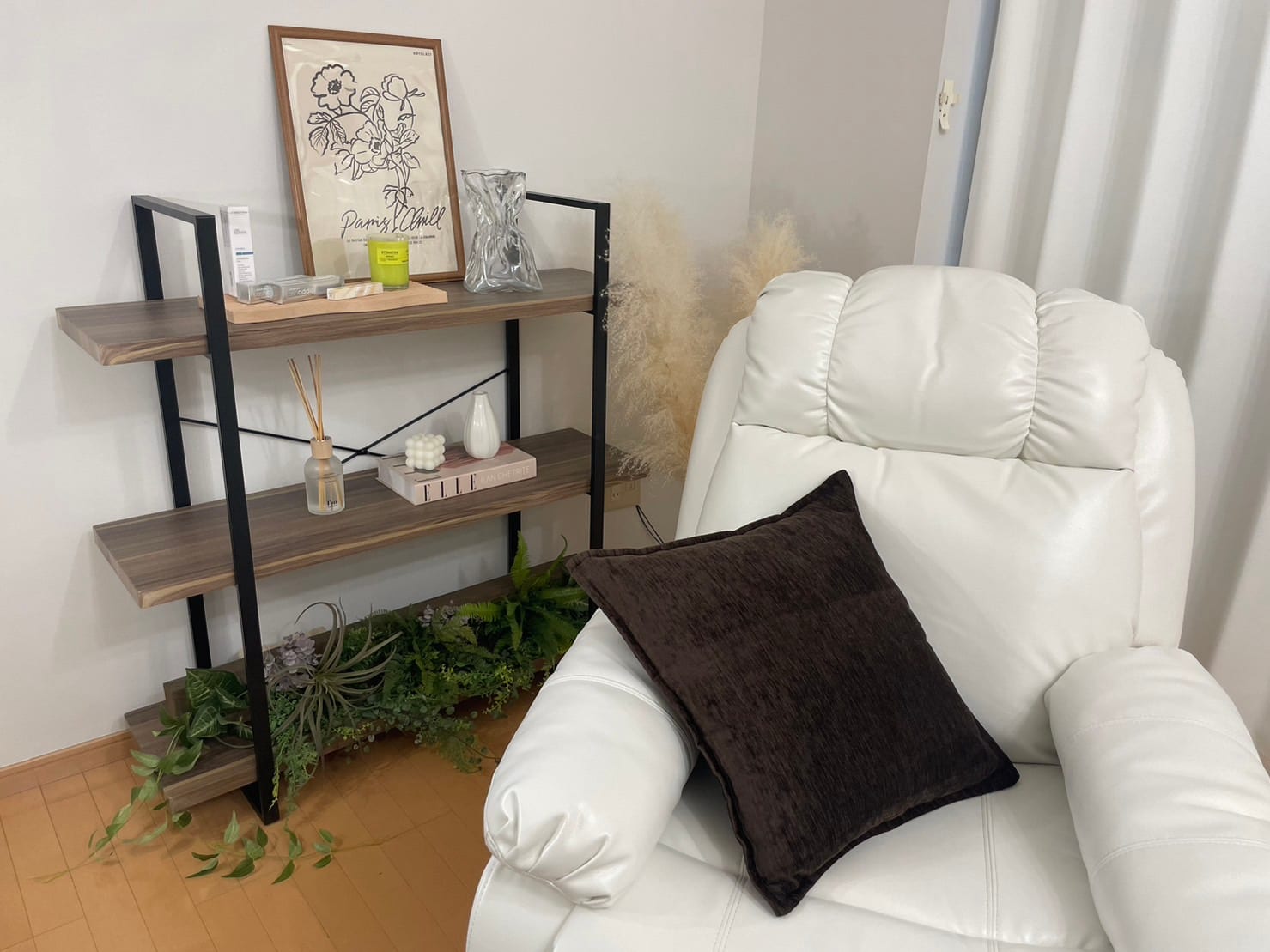 minu eyelash salon(武蔵小杉)のメンズ眉毛サロン店内写真 1枚目