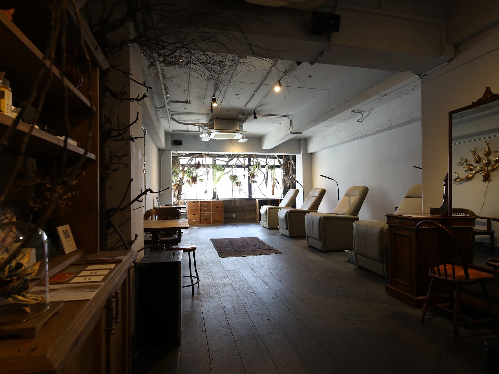 UNION BOOTH(名古屋)のメンズ眉毛サロン店内写真 1枚目