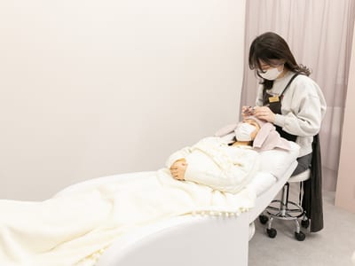PLATINUM DOLL名駅店マツエク 店内写真 1枚目
