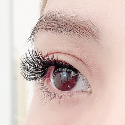 JULES まつげパーマ マツエク 眉毛 毛穴洗浄 ハーブピーリング 店内写真 3枚目