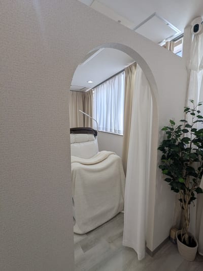 眉毛とまつ毛パーマの専門店viviell 上本町店 店内写真 4枚目