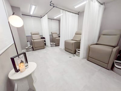 BELLEZZA 神楽坂店 アイブロウ・アイラッシュサロン 店内写真 1枚目