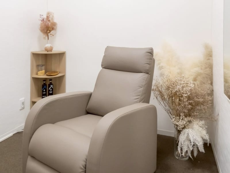 IMPACT BEAUTY 問屋町(岡山)のメンズ眉毛サロン