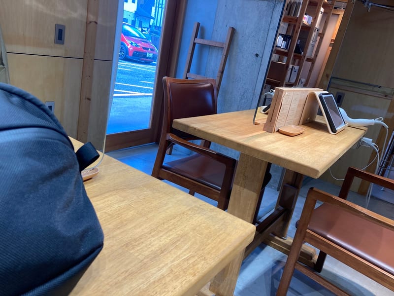 mouse(岡崎)のメンズ眉毛サロン