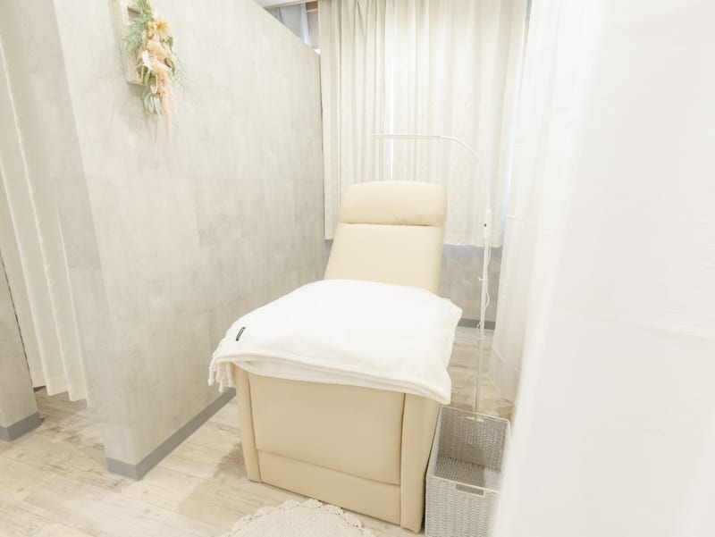 MIRA Eyebrow 大宮 眉毛(大宮)のメンズ眉毛サロン