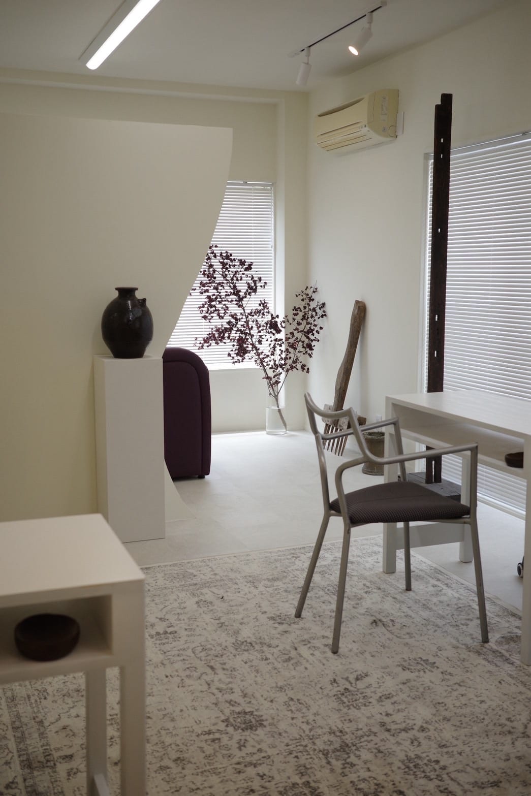 gui nail atelier&eye studio(表参道)のメンズ眉毛サロン店内写真 1枚目