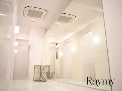 Raymy-eyelash.eyebrow 店内写真 1枚目