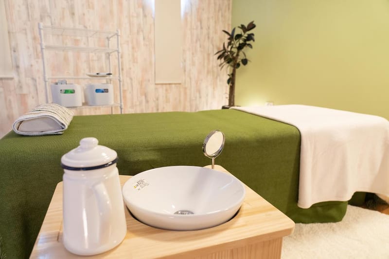BWsalon ワックス脱毛(小山)のメンズ眉毛サロン