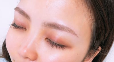 brow bar tokyo 乃木坂 店内写真 2枚目