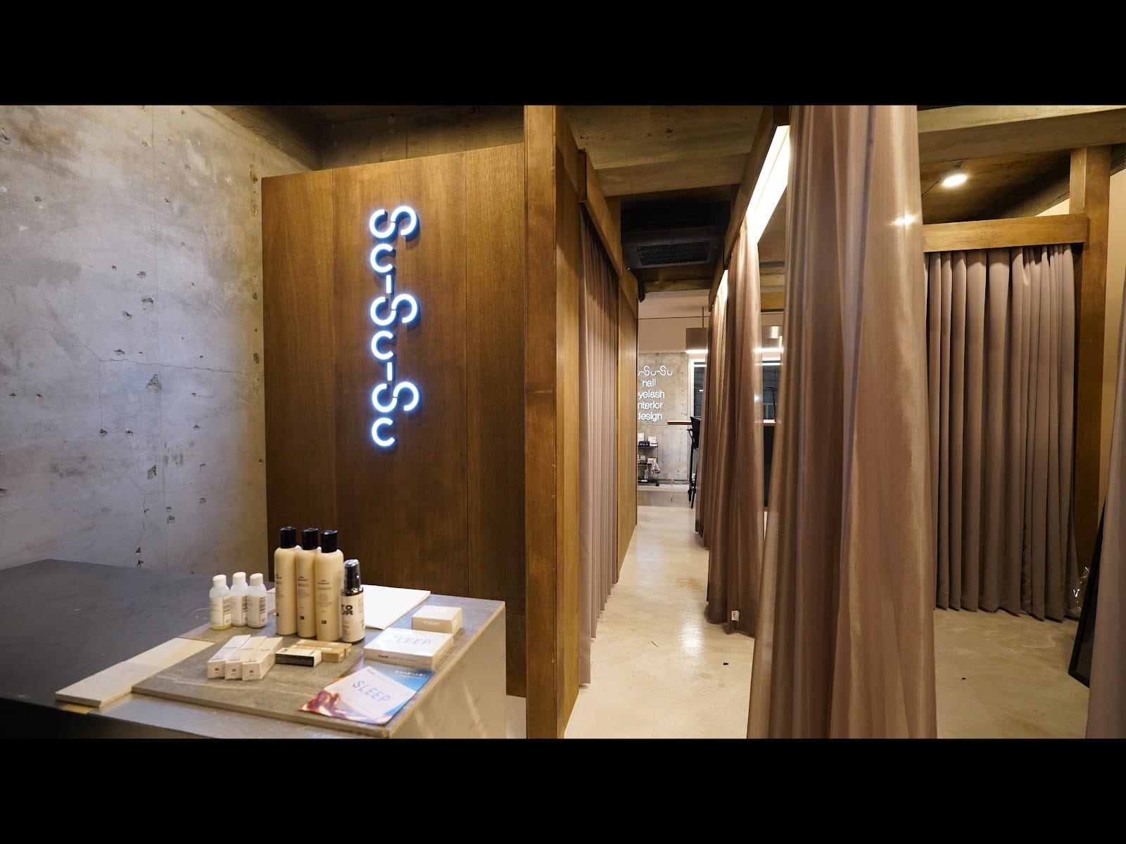sususu nail & eyelash(三軒茶屋)のメンズ眉毛サロン店内写真 1枚目