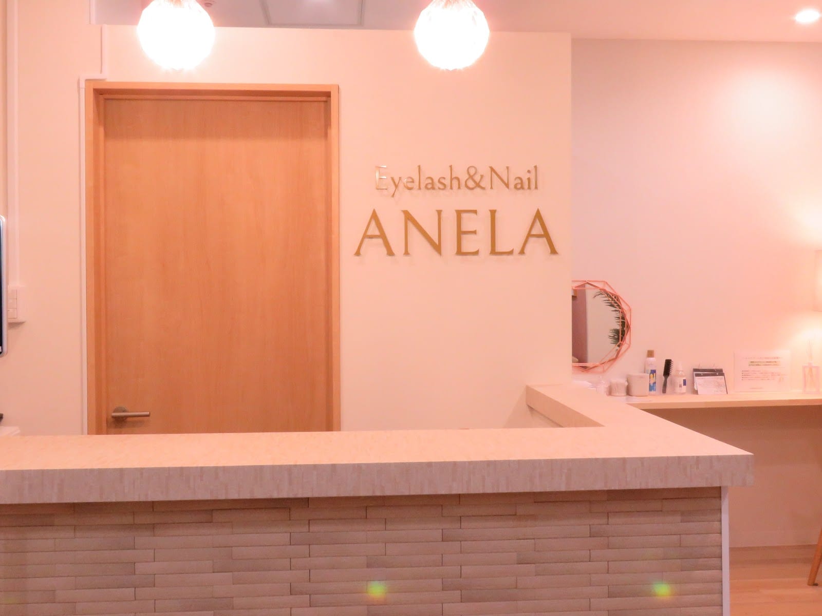 Eyelash&Nail ANELAまつげパーマ/マツエク/眉毛サロン/LED(仙台駅)のメンズ眉毛サロン店内写真 1枚目
