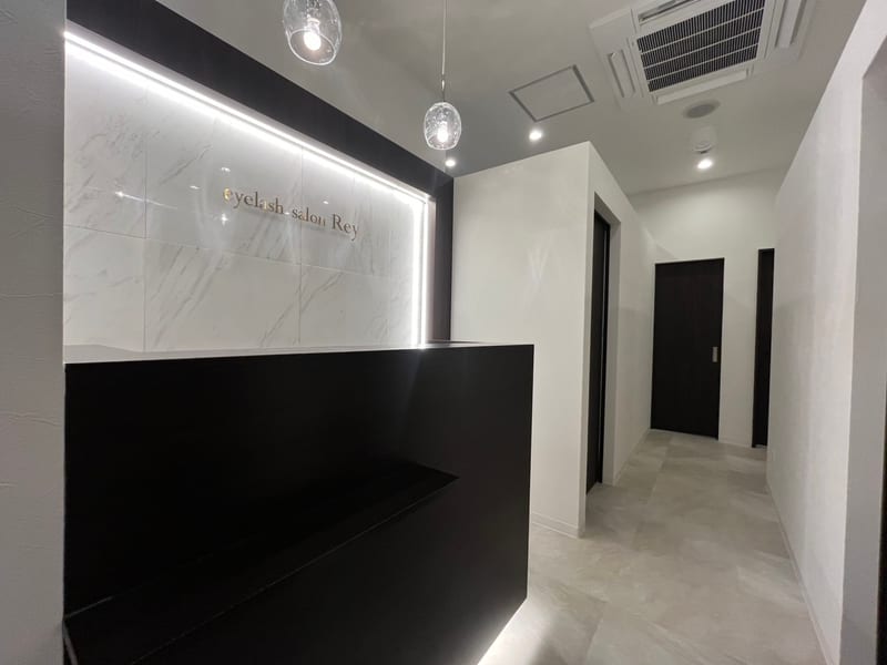 完全個室eyelash salon Rey仙台駅前店 まつげパーマパリジェンヌ(仙台駅)のメンズ眉毛サロン