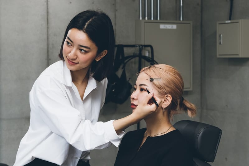 ーHBL、眉毛、まつげパーマ、ワックス脱毛、パリジェンヌ(渋谷)のメンズ眉毛サロン