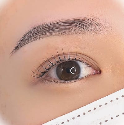 LASHISA eyelashes & brows 店内写真 2枚目