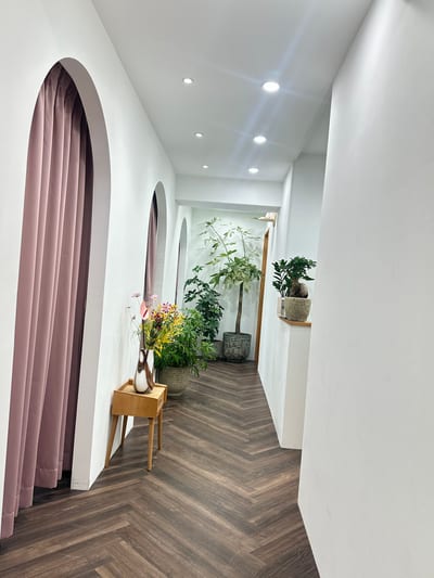 LASHISA eyelashes & brows 店内写真 1枚目