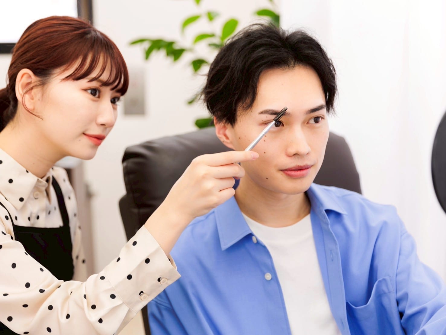 BROWS 新橋店(新橋)のメンズ眉毛サロン店内写真 1枚目