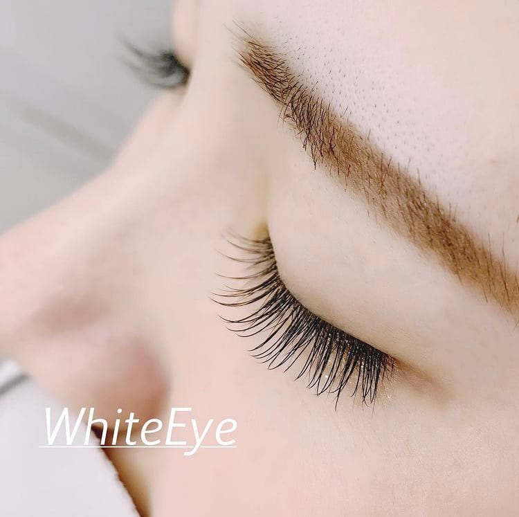 WHITE EYE 新宿(新宿)のメンズ眉毛サロン