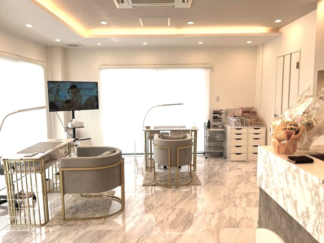 Lunon 谷塚店(草加)のメンズ眉毛サロン店内写真 1枚目