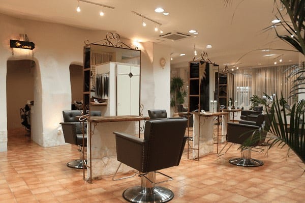 alpina eyelash 上中居店（高崎）のメンズ眉毛サロン