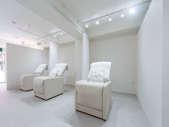 Fameu TAKASAKI eye & brow(高崎)のメンズ眉毛サロン