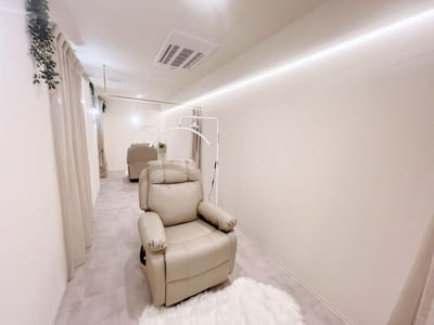 Oui高崎 まつ毛と眉の専門店 店内写真 3枚目