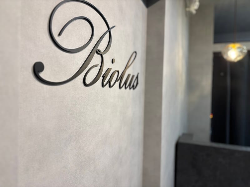 Eye Salon Biolus 天王寺2号店(天王寺)のメンズ眉毛サロン