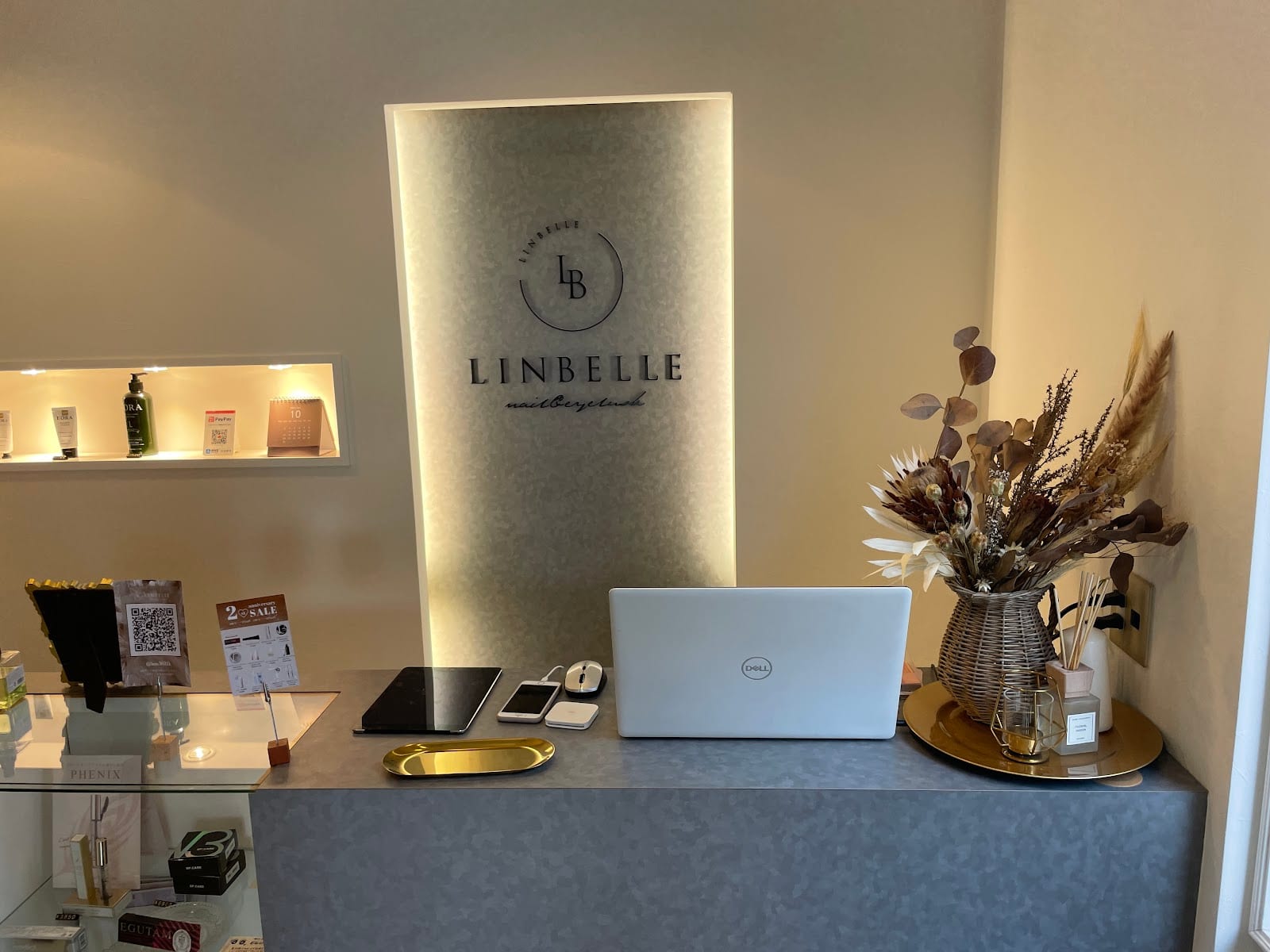 LINBELLE マツエク/まつ毛パーマ/アイブロウ 豊田店(豊田)のメンズ眉毛サロン店内写真 1枚目