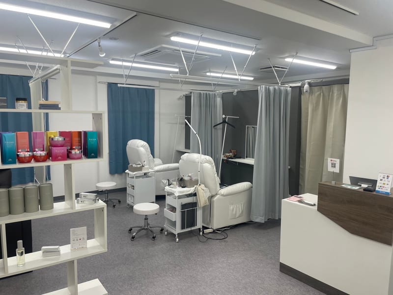 アイブロウ パリジェンヌ まつ毛パーマ専門店 Ai浅草橋(上野)のメンズ眉毛サロン