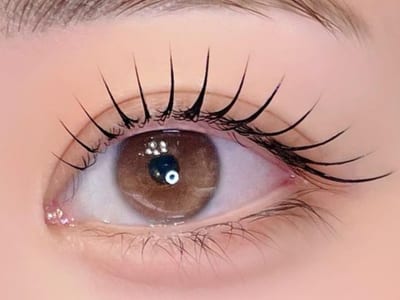 眉毛とまつ毛の専門店BROW＋上野御徒町店 店内写真 3枚目