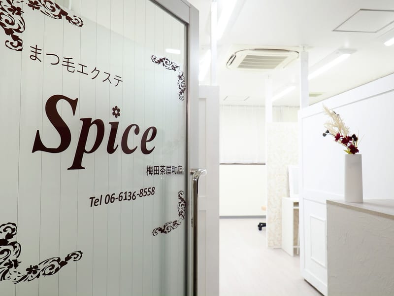 マツエク/まつげパーマと眉毛サロン Spice 梅田茶屋町店(梅田)のメンズ眉毛サロン