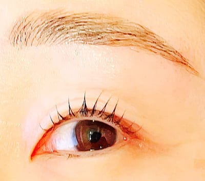 逆さまつげパーマ＆LEDマツエク＆アイブロウデザイン専門店 S-flake 店内写真 4枚目