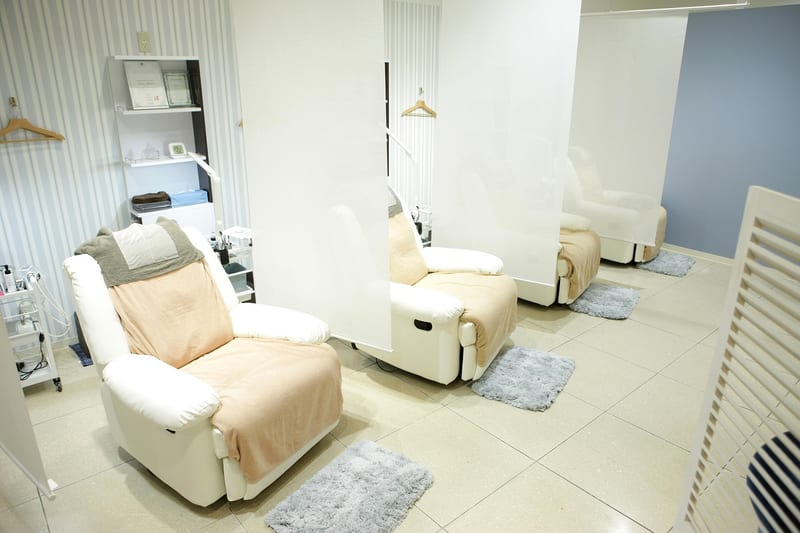 アイラッシュ・目元専門サロンTSUYAMEKI近鉄四日市店（四日市）のメンズ眉毛サロン