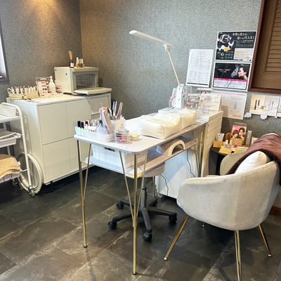 CHIC de Honjo eyelash&nail 店内写真 1枚目